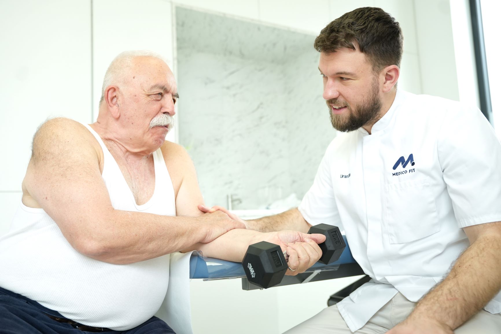 zasebna fizioterapija ljubljana teniški komolec